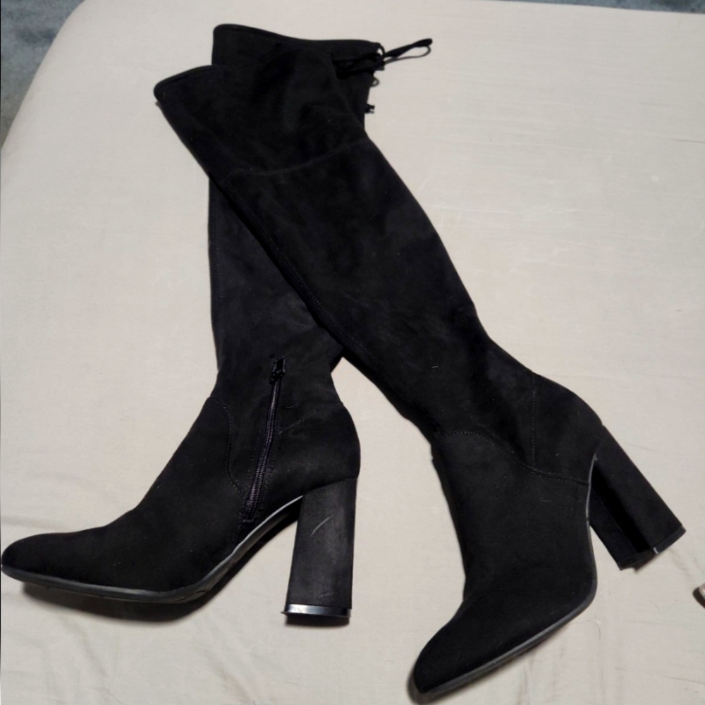 Sexy thigh high heeled boots